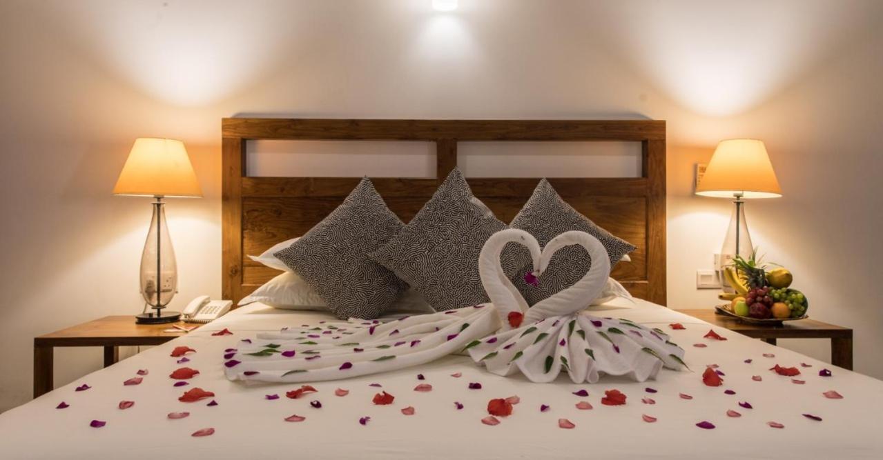 Manthila Hotel Anuradhapura Zewnętrze zdjęcie