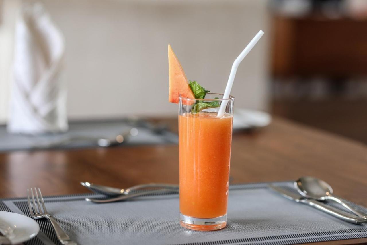 Manthila Hotel Anuradhapura Zewnętrze zdjęcie